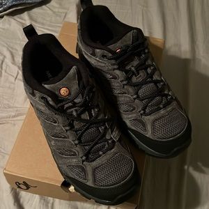 Men’s Moab 3-NIB